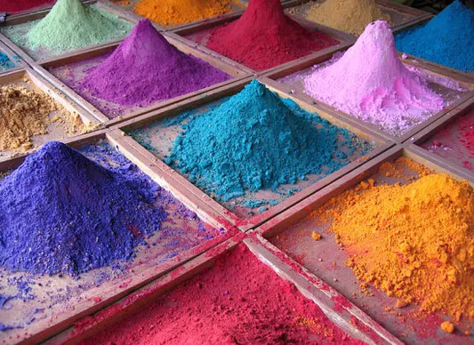 Demystifying Cosmetic Dyes: The Truth About Lake Dyes and Pressed Pigments