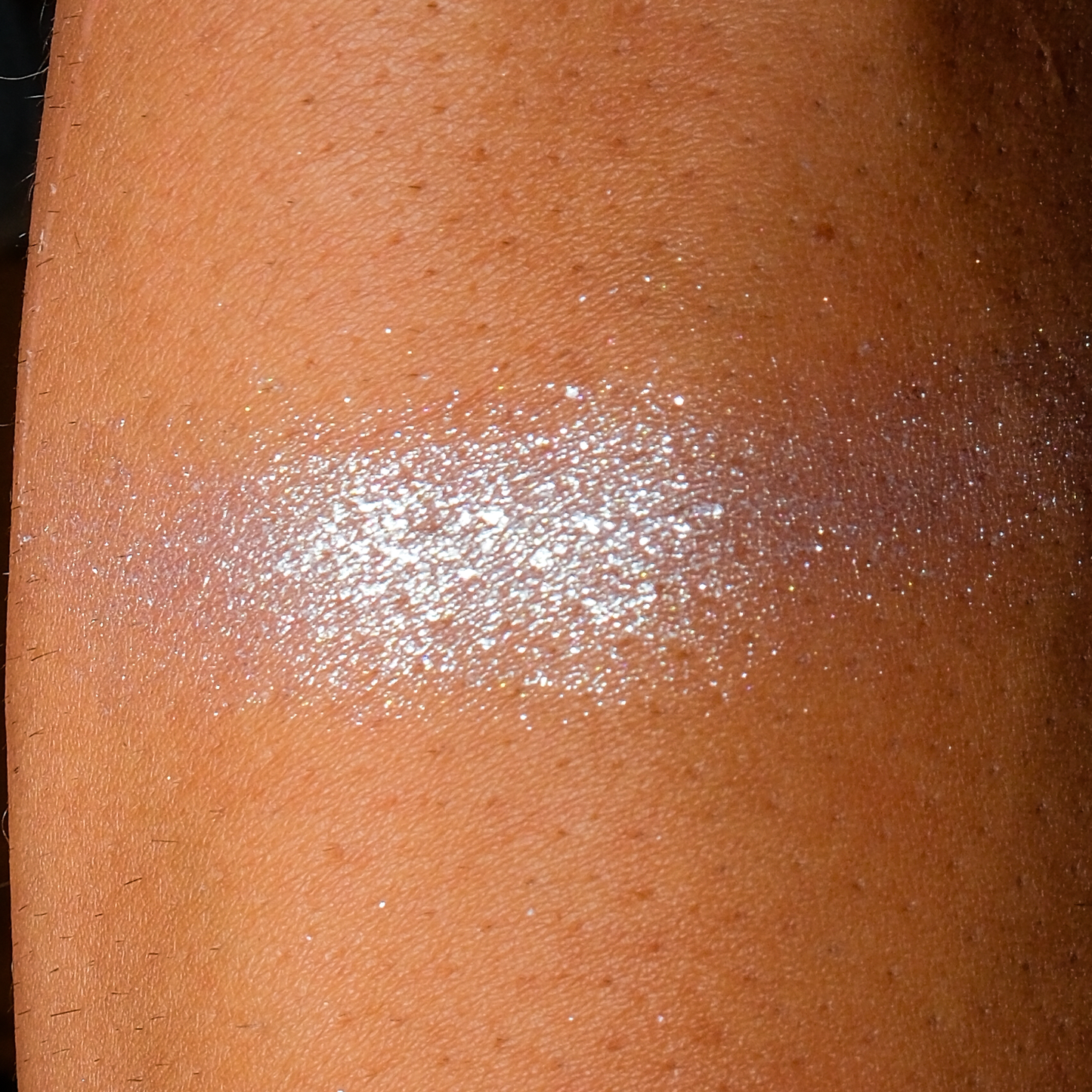 Crown Jewel (Ultra Reflex Shimmer Eyeshadow) * New Formula*